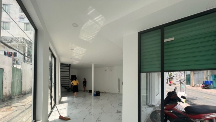 BÁN NHÀ PHÚ NHUẬN MẶT TIỀN 70M2 VIP KINH DOANH ĐỈNH NGANG 7M CHO THUÊ 40 T NGUYỄN TRỌNG TUYỂN 10,9 TỶ.